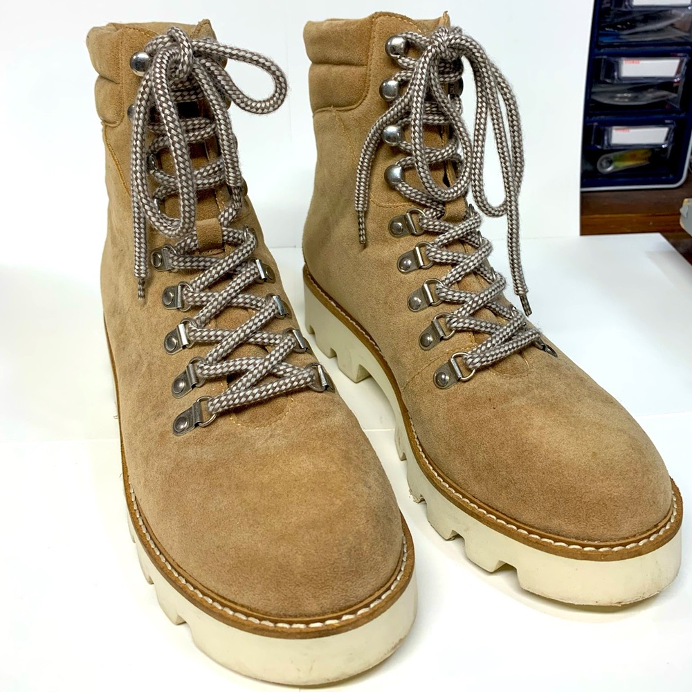 Lace up Boots